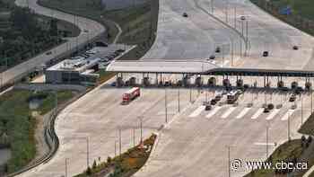 More than 60 wrong way drivers on 401 at Gordie Howe bridge since July opening: OPP