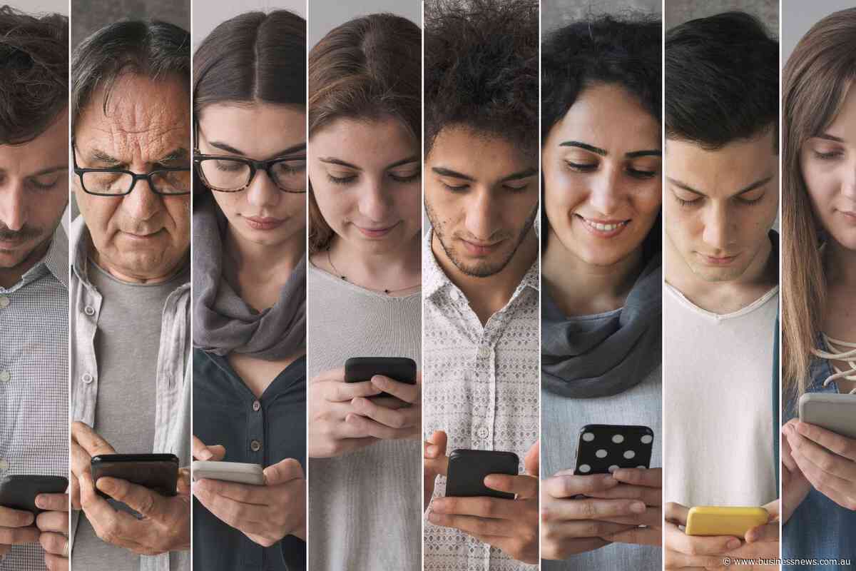 Greens push for compensation in social media laws