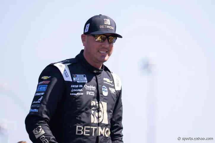New Hampshire Auctioning Kyle Busch Banners For Good Cause