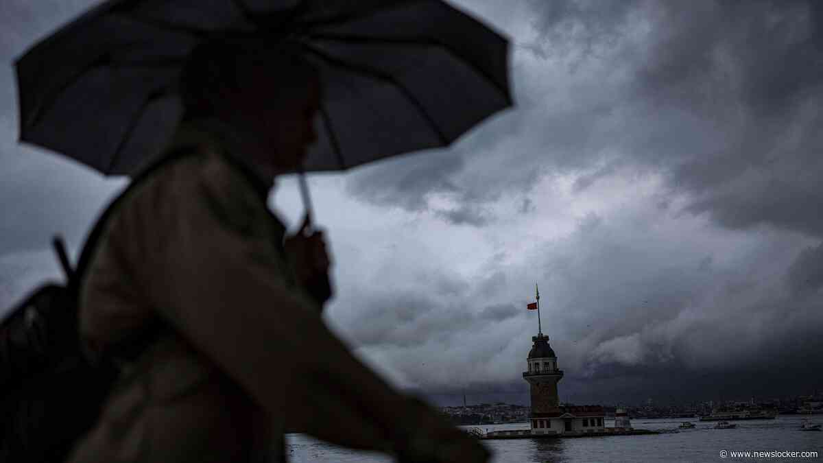 Meerdere doden door overstromingen: Istanbul geteisterd door snelstromend water