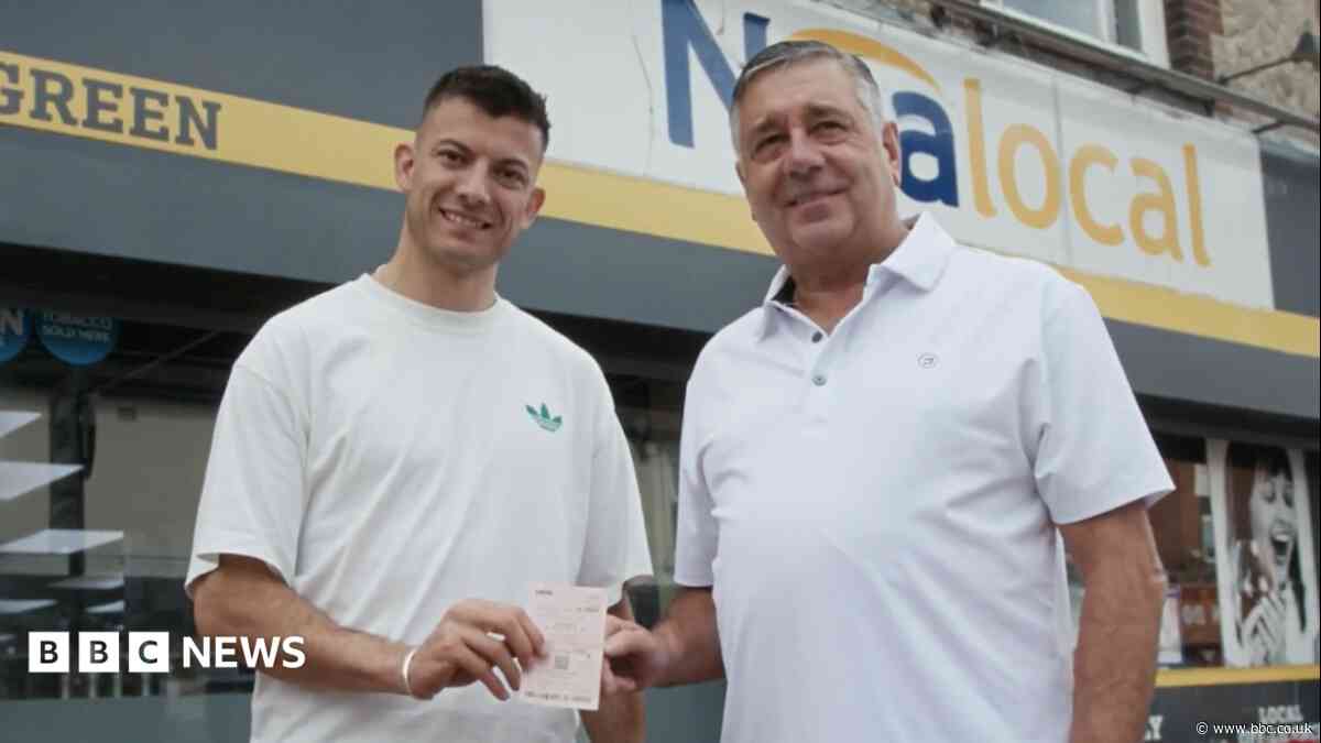 Olympian says shopkeeper deserves gold medal