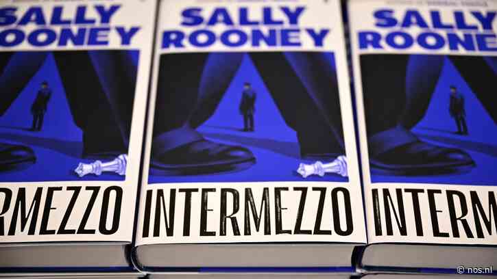 Boeken Sally Rooney uit de handel in VK vanwege steun aan Palestine Action
