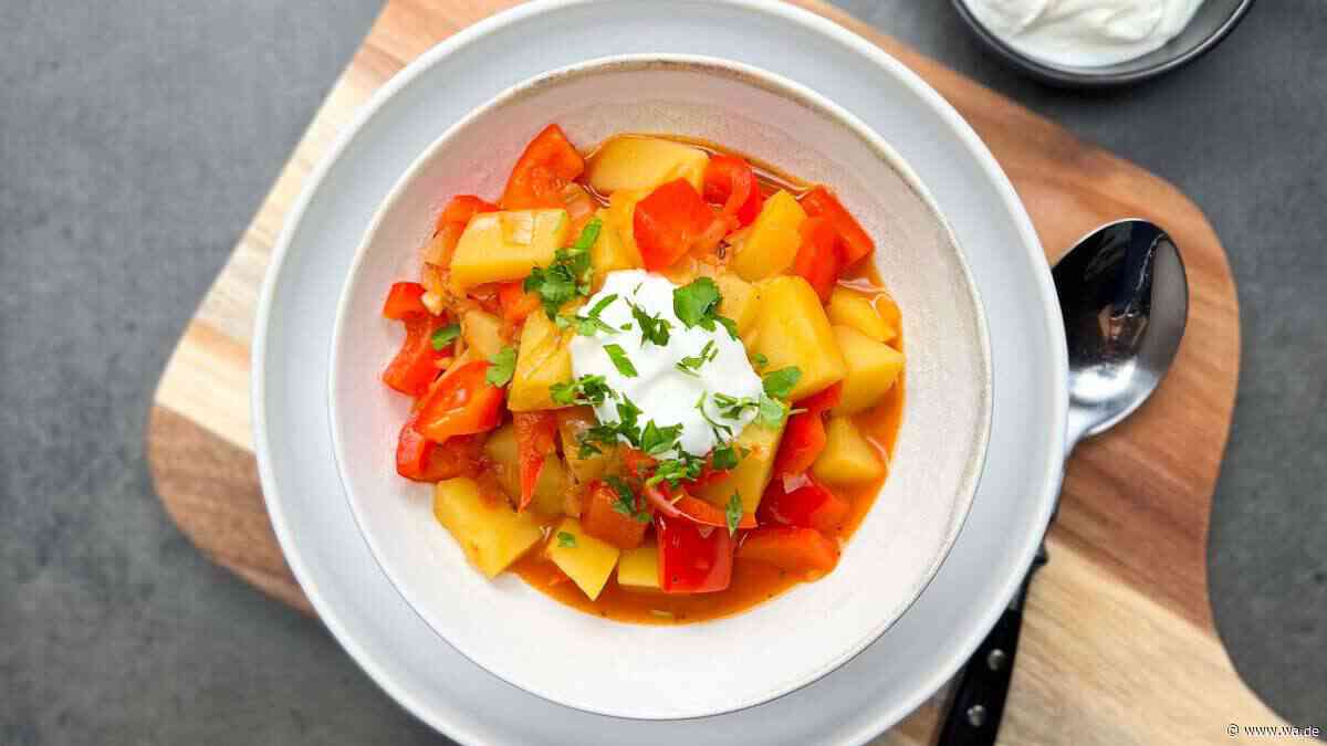 Vegetarisches Kartoffelgulasch: pikant, sättigend und in 40 Minuten fertig