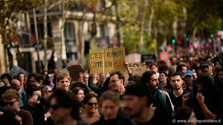 Francia, quando con le proteste gli studenti ottennero 4,5 miliardi di franchi. E tutte le volte che i cortei hanno fatto cambiare idea ai governi