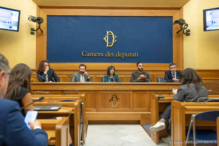 Stop agli allevamenti di polpi e tonni rossi, la conferenza stampa alla Camera dei deputati con Dori (Avs) e Pisapia (Ciwf)