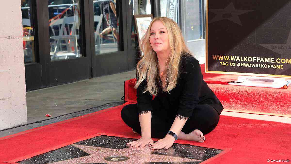 Missbrauch, Gewalt und Krankheit: Christina Applegate offenbart dunkle Seiten ihres Lebens
