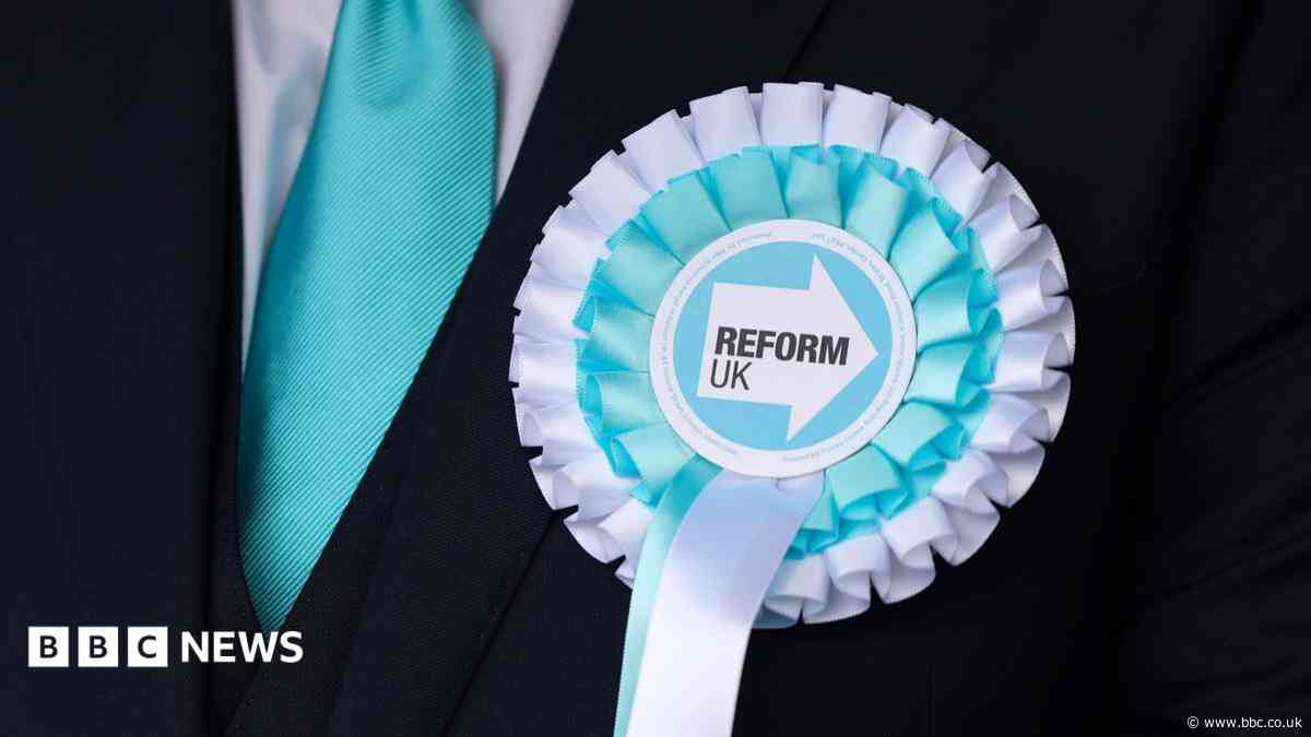 Reform faces criticism after councillors filmed making racist comments