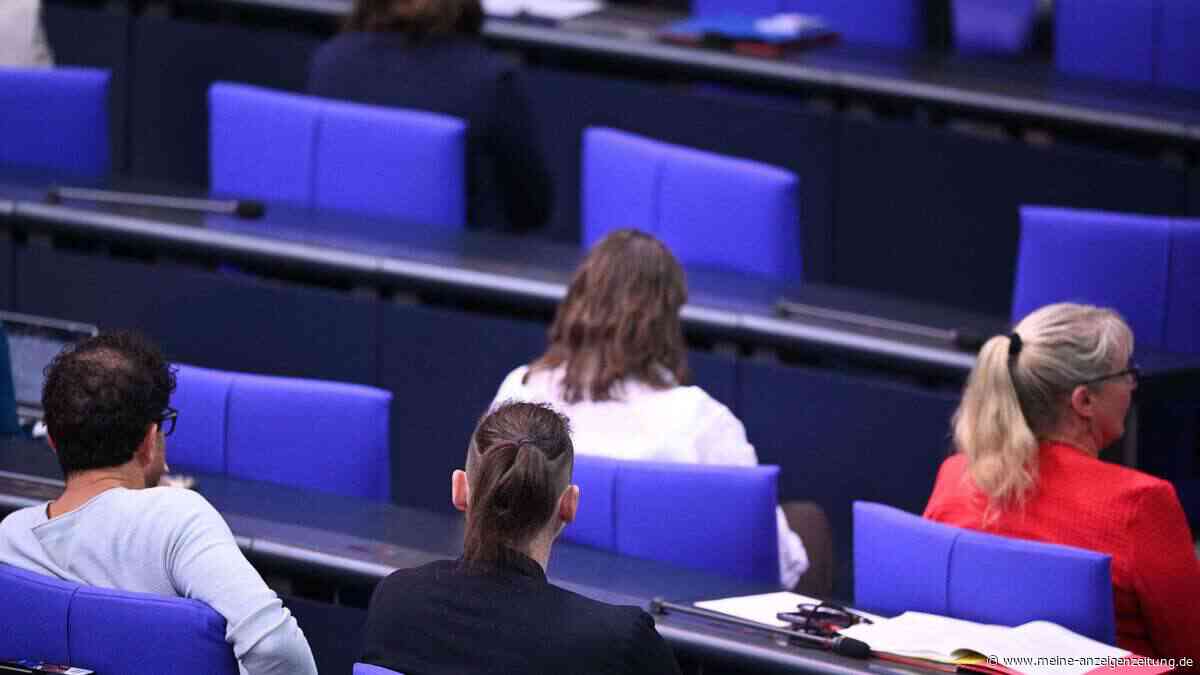 Namibia-Debatte eskaliert: Linke kehrt AfD den Rücken – Beatrix von Storch wegen Fotos gerügt