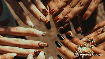 Mehr ist mehr: „Whimsy Nails” sind der Gegen-Trend zu minimalistischen Maniküren