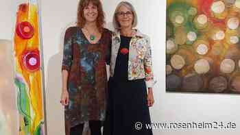 Seide trifft Glas: Kunstausstellung begeistert in Neubeuern