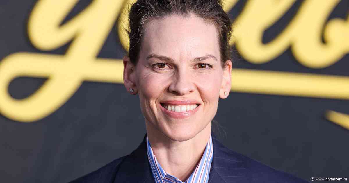 Actrice Hilary Swank (52) zwanger van derde kindje, dat al vrij snel wordt verwacht