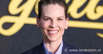 Actrice Hilary Swank (52) zwanger van derde kindje, dat al vrij snel wordt verwacht