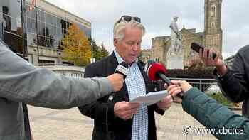 Thunder Bay, Ont., mayoral candidate calls on province to revoke city's strong mayor powers
