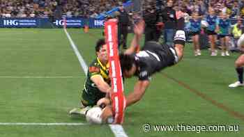 McLean scores freakish try for Kiwis