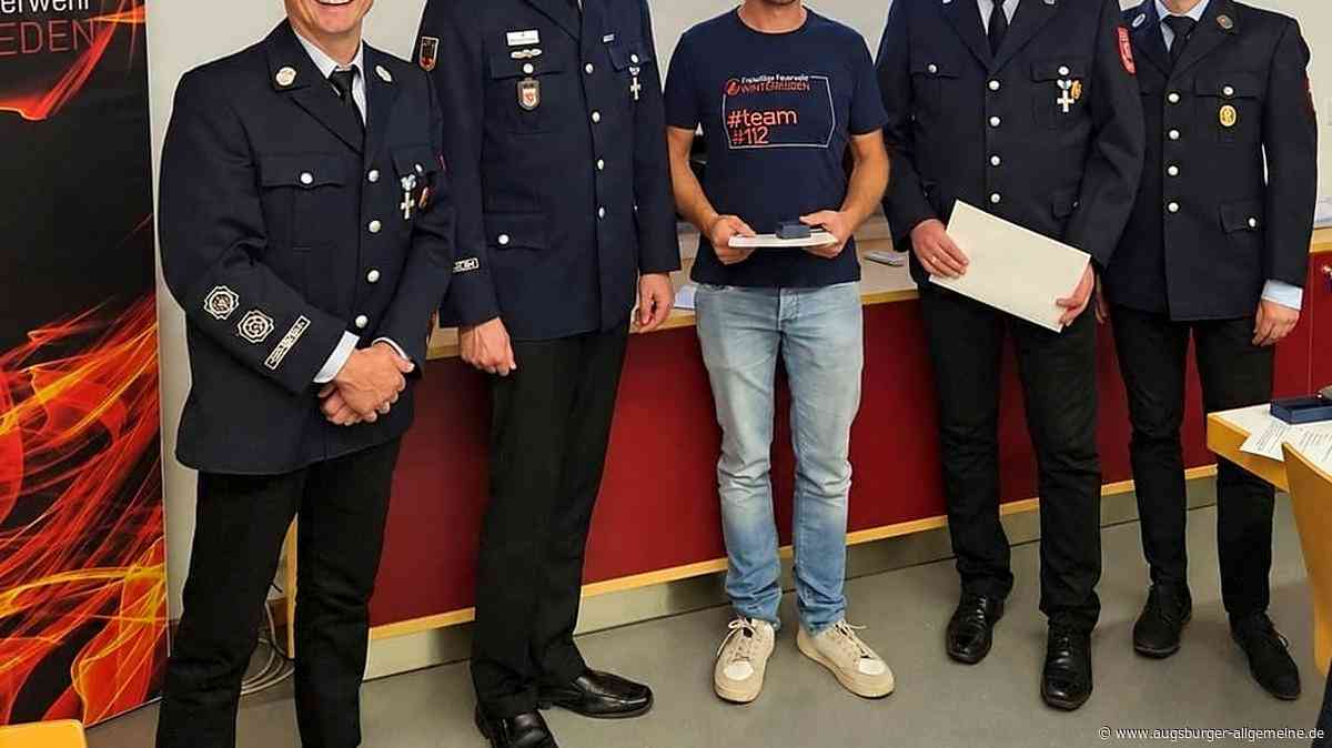 Auszeichnung für zwei Feuerwehrmänner