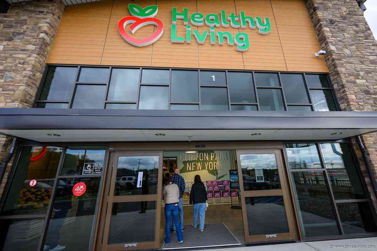 Healthy Living grocery store opens second New York location in Halfmoon