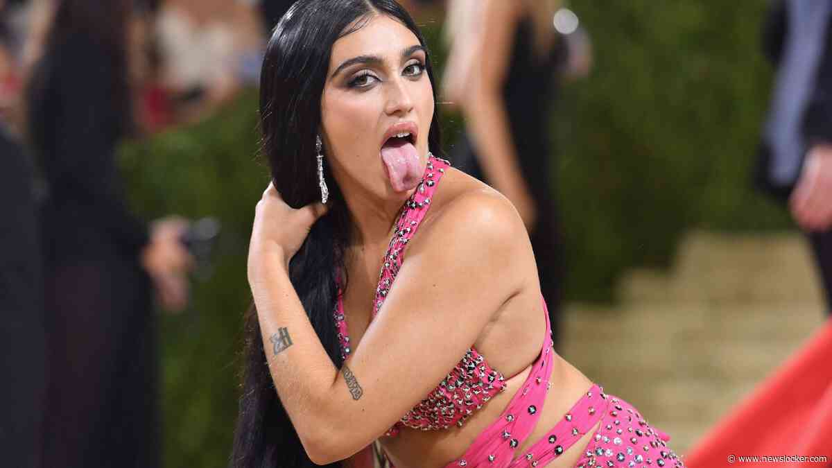 Madonna herinnert zich mediahelikopters na geboorte Lourdes