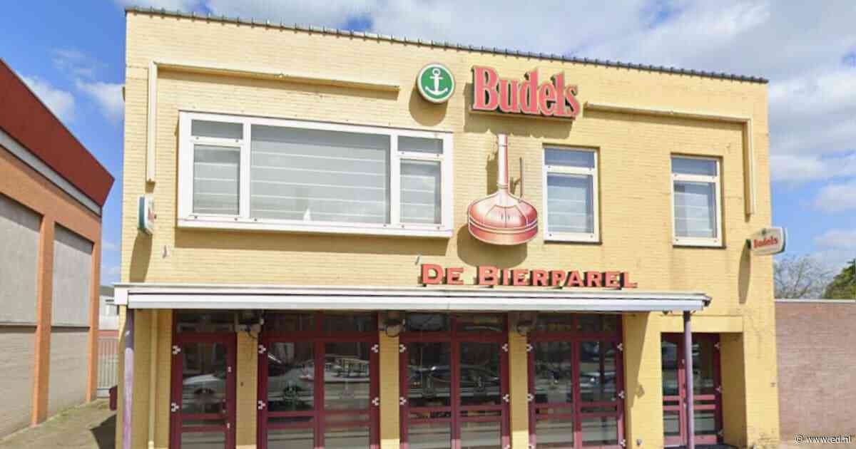 Na jaren leegstand willen gemeente en brouwerij vier Budelse cafés eindelijk een woonbestemming geven