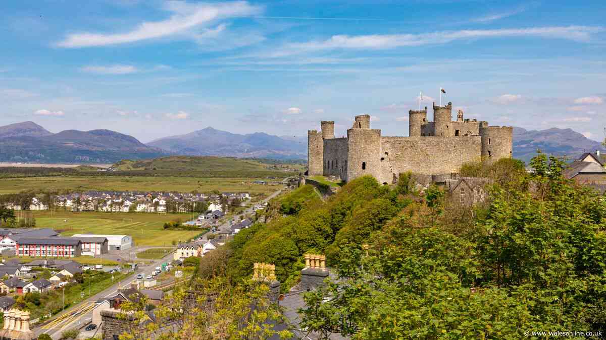 'Fantastic' Welsh town right by Eyri named one of UK's best places for a weekend