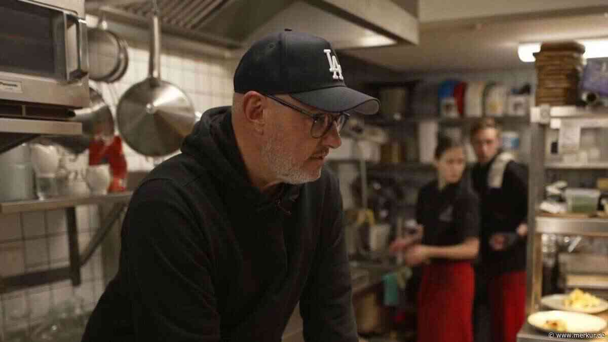Frank Rosin ekelt sich vor Gestank in Küche: „Sind hier Leichen drin?“