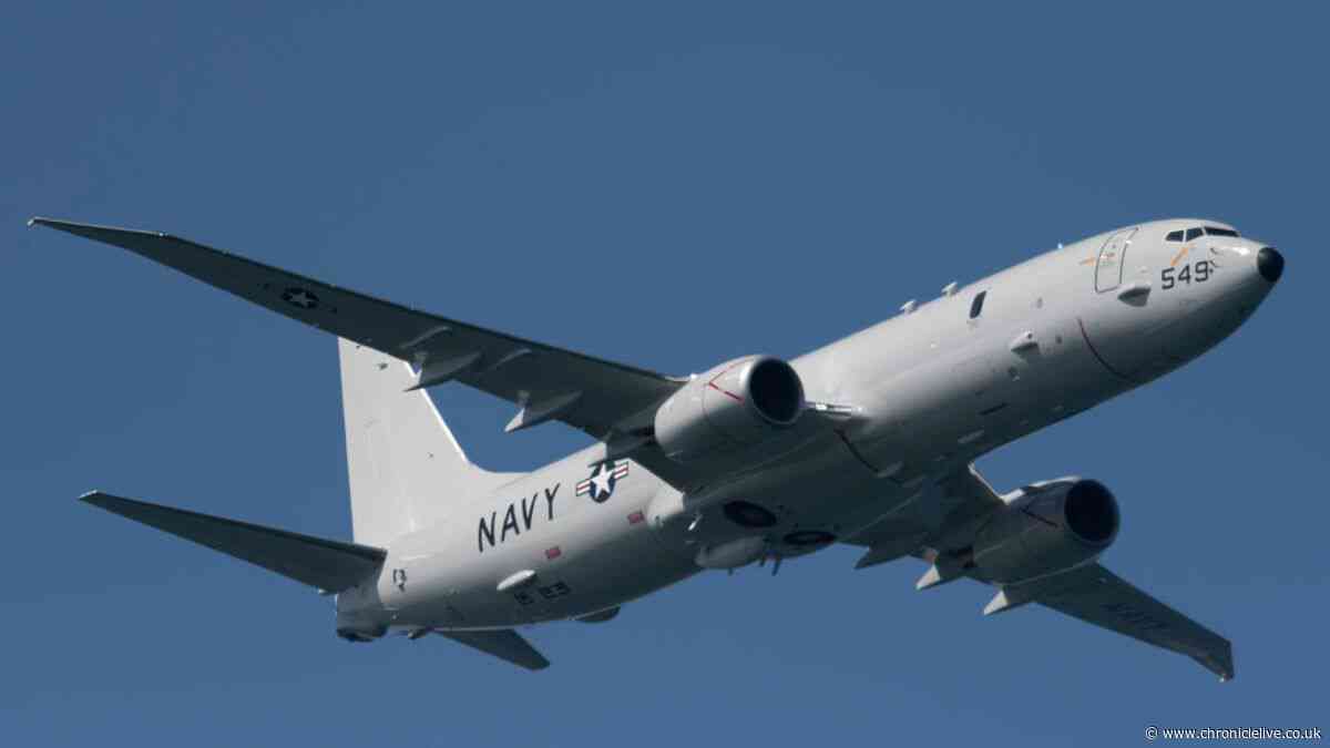 US Navy 'sumarine hunter' declares emergency over UK after RAF base launch
