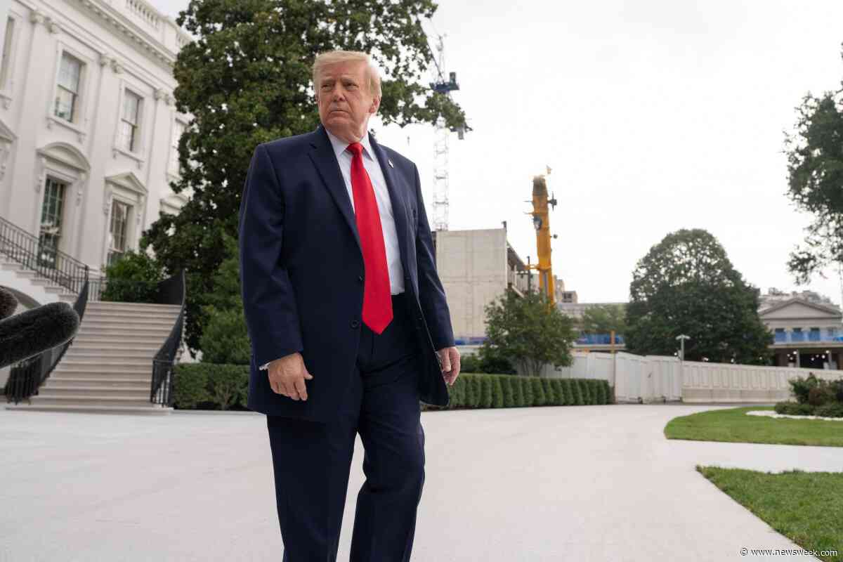 Trump says he's 'very proud' as he unveils newly renovated White House facade