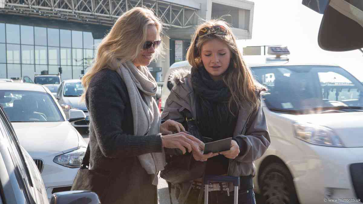 Airport drop-off fees to be reviewed as people charged £10 to park for minutes
