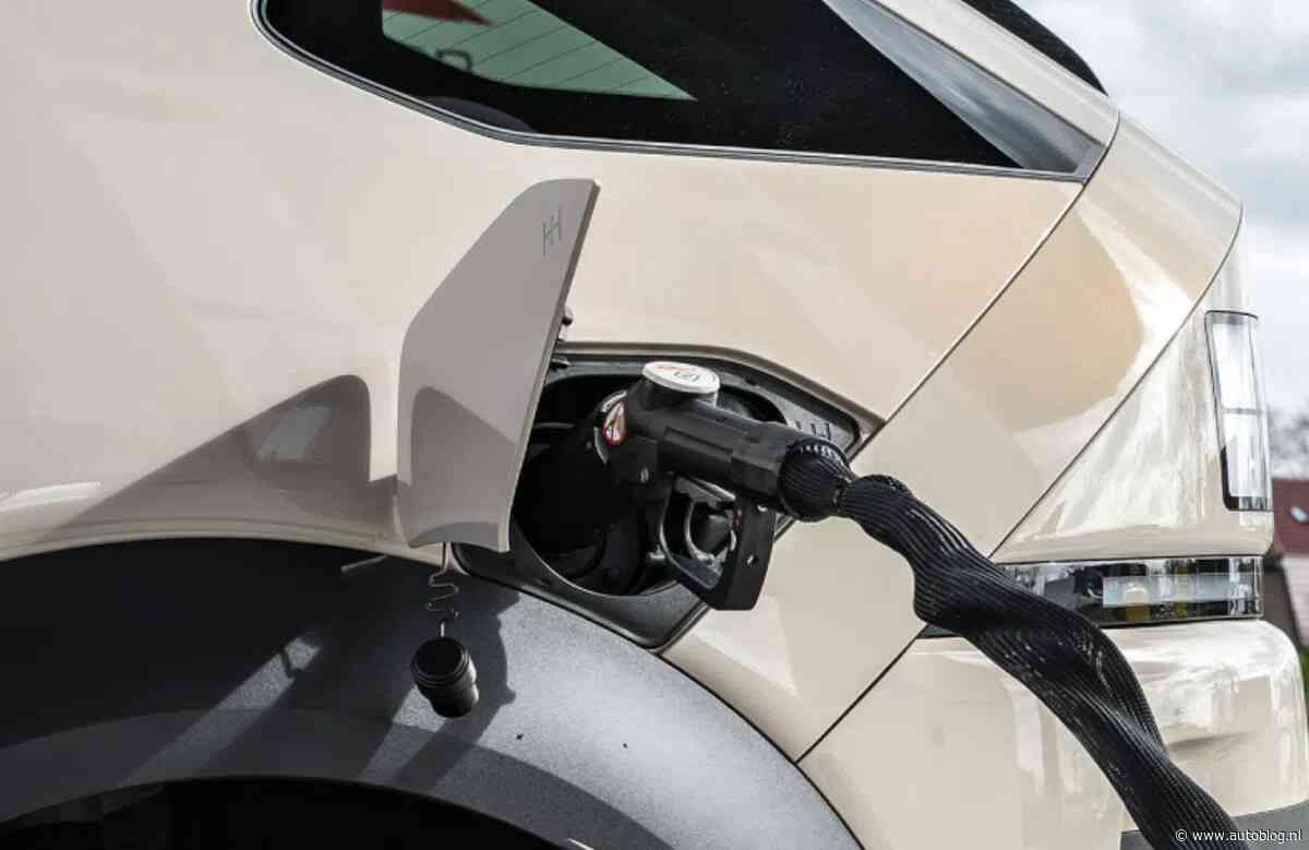 Deze brandstof is ineens bijna de helft goedkoper in Nederland!