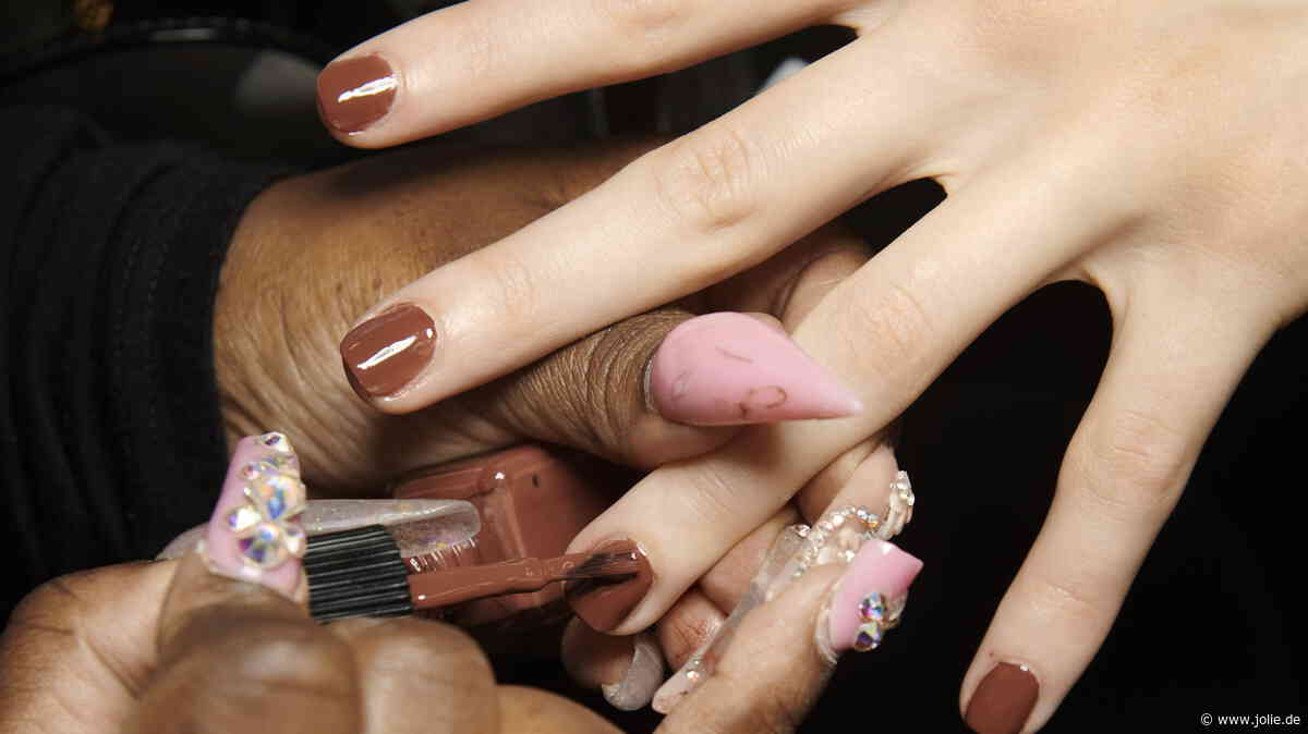Nageltrends Herbst 2026: Diese 6 Farben lassen deine Nägel luxuriös aussehen