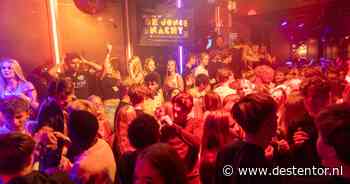 Eerst danste niemand, nu gaat feestcafé uit zijn dak op alcoholvrij tienerfeest in Zwolle