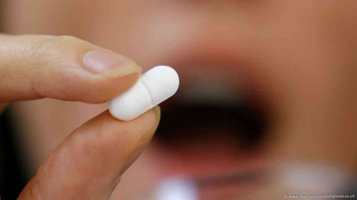 Antidepressants to come with more 'prominent' warnings following UK deaths