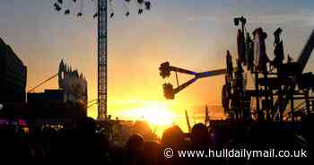 17 stunning pictures showing sunset and rides lighting the sky at Hull Fair