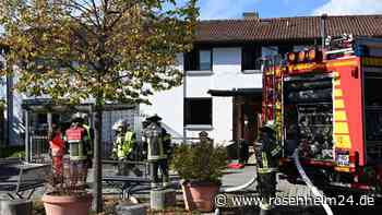 Rauchentwicklung am Donnerstag in Aising – Feuerwehr und Polizei im Einsatz