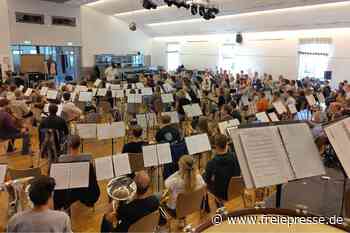 Experiment in Chemnitz: Riesiges Orchester lässt Steigerlied in einer anderen Weise erklingen