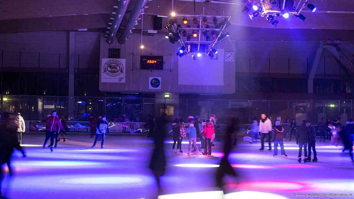 Eislaufhalle im Donaubad startet Wochenendbetrieb