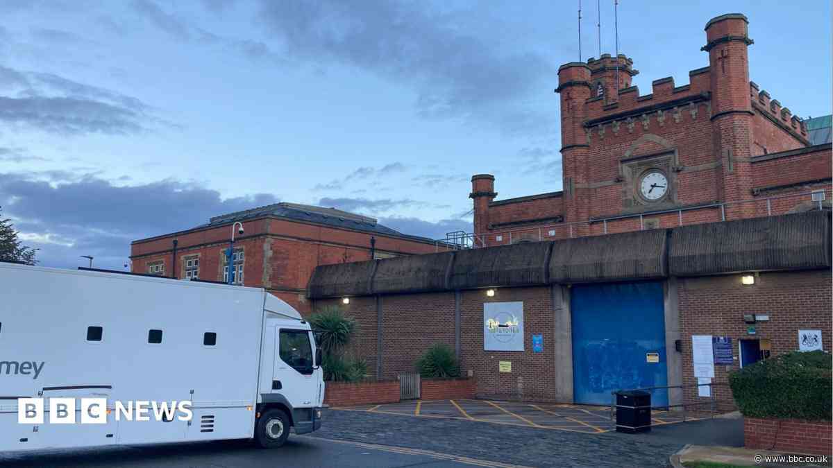 'Early release' prisoners back in jail, say police