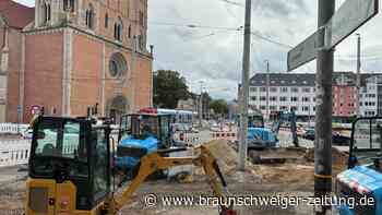 Alte Schienen müssen raus: Diese Hagenmarkt-Zufahrt ist eine Woche lang dicht