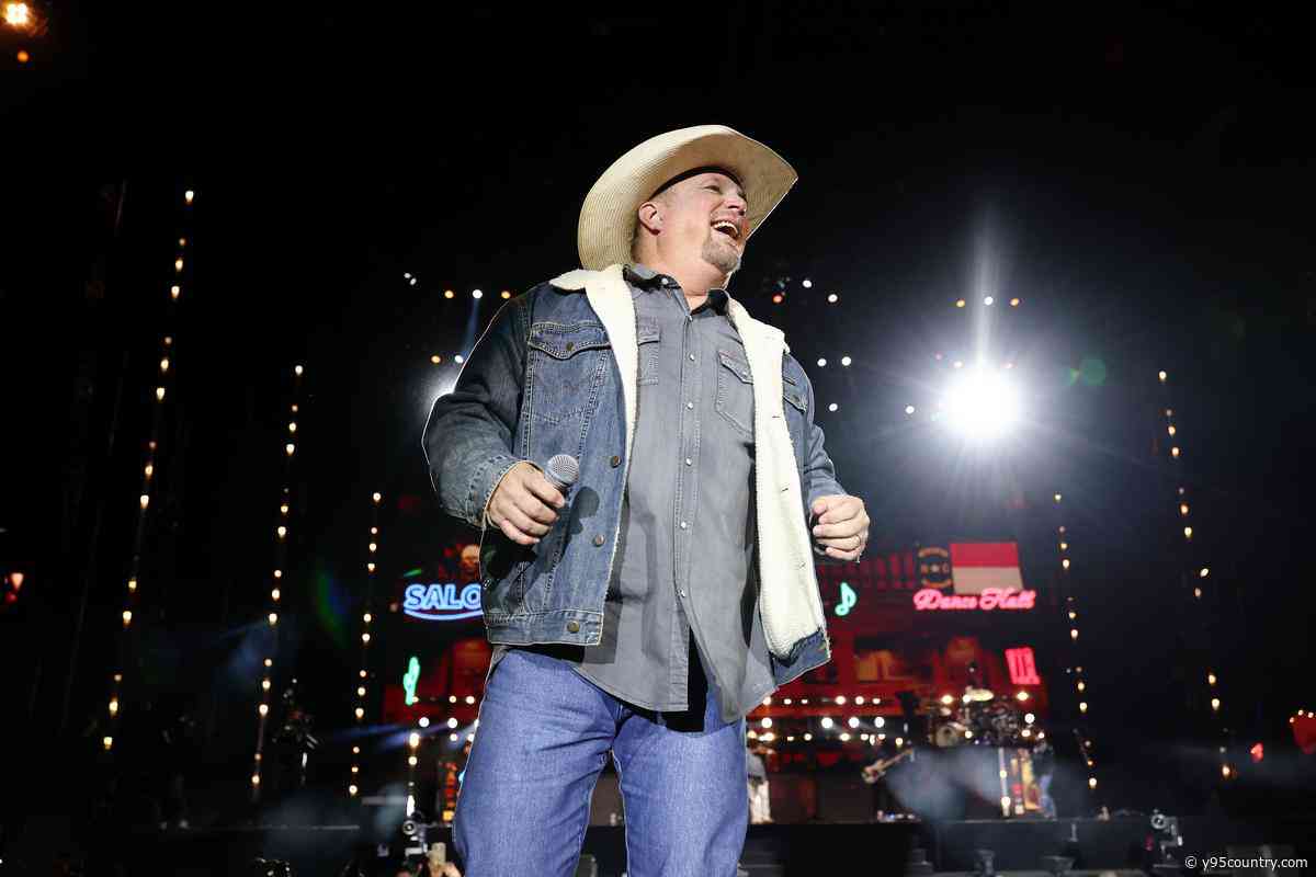 The Only Reason Garth Brooks Would Go On a Diet is to Be a Cowboy