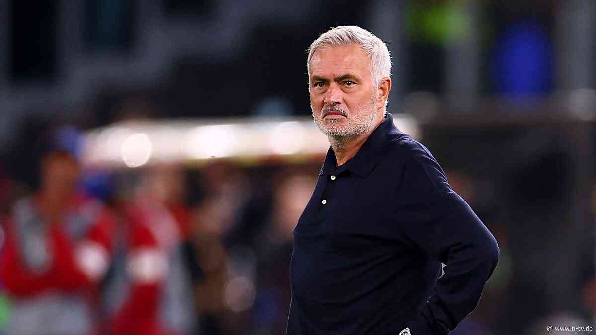 Absurde Theorie verbreitet: Wutschaubender Jose Mourinho redet sich um Kopf und Kragen