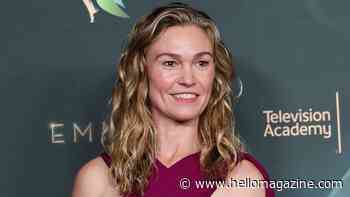 Julia Stiles' cosy photo with co-star Sean Patrick Thomas leaves fans 'screaming': 'What we've been waiting for'