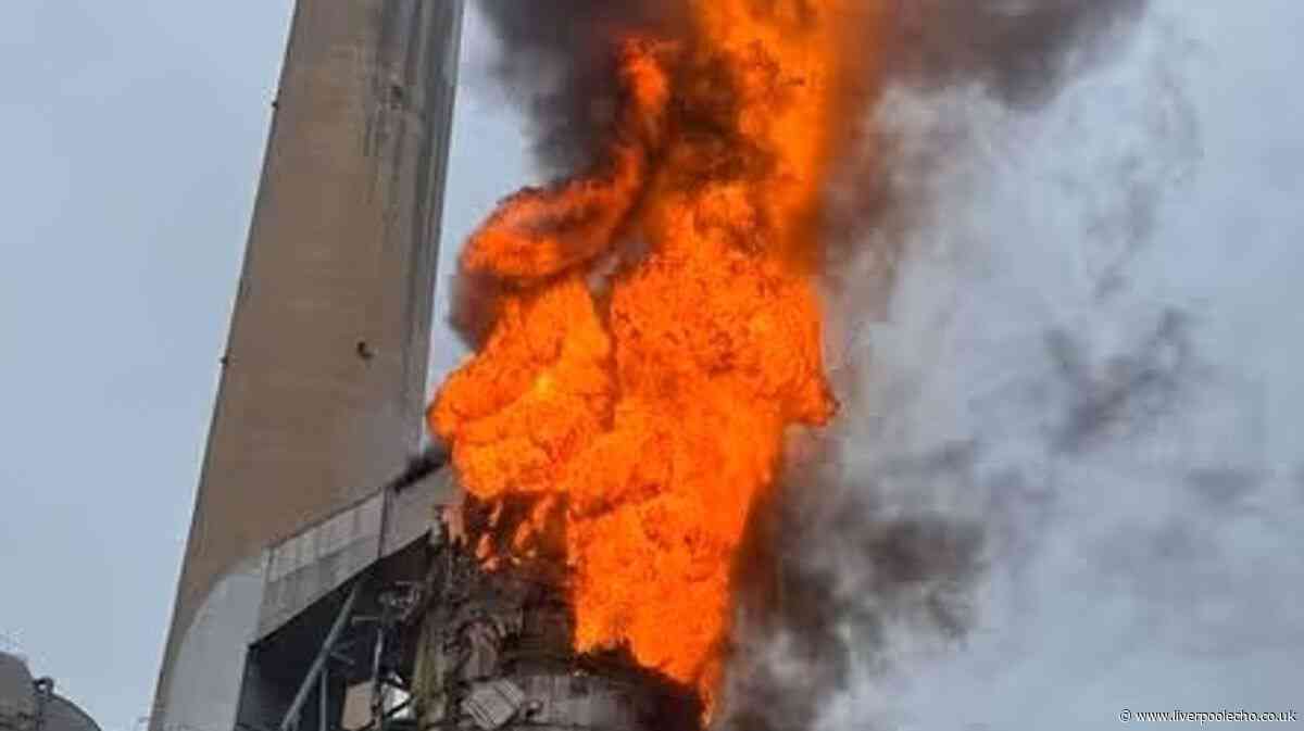 Fire breaks out at Fiddlers Ferry power station as huge plumes of smoke rise into sky