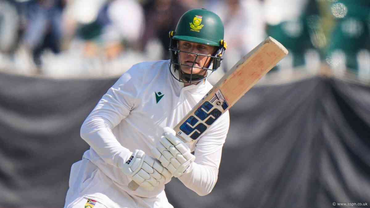 Stubbs dropped, Rickelton to keep wicket in Gqeberha Test