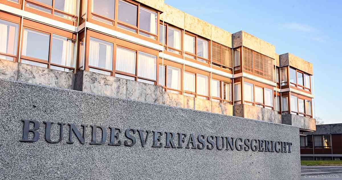Erfolg für Linke in Karlsruhe - Reiche muss Video löschen