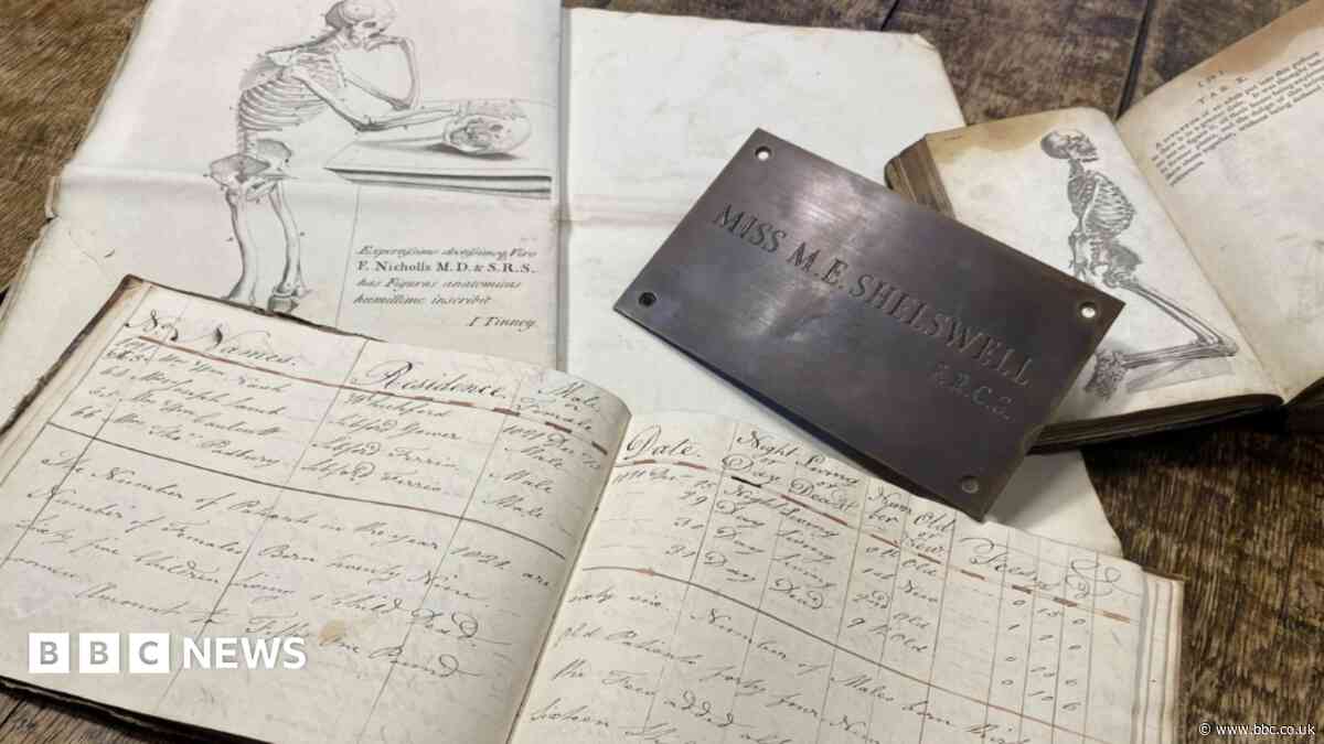 200-year-old maternity register auctioned for £4.9k