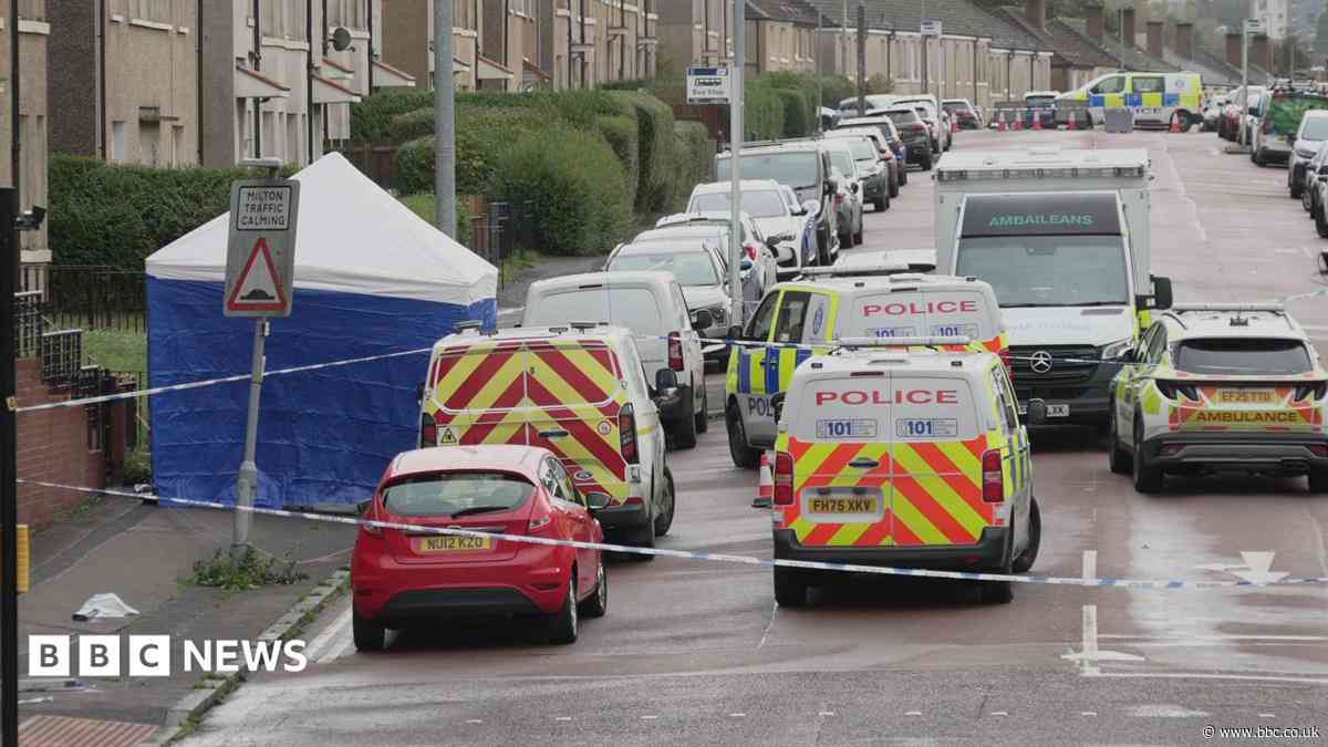 Teenager dies after disturbance in Glasgow