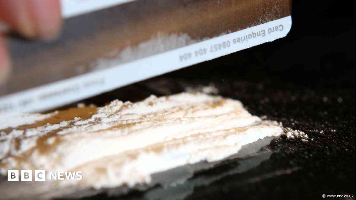 Cocaine worth £1.6m seized from Glasgow flat