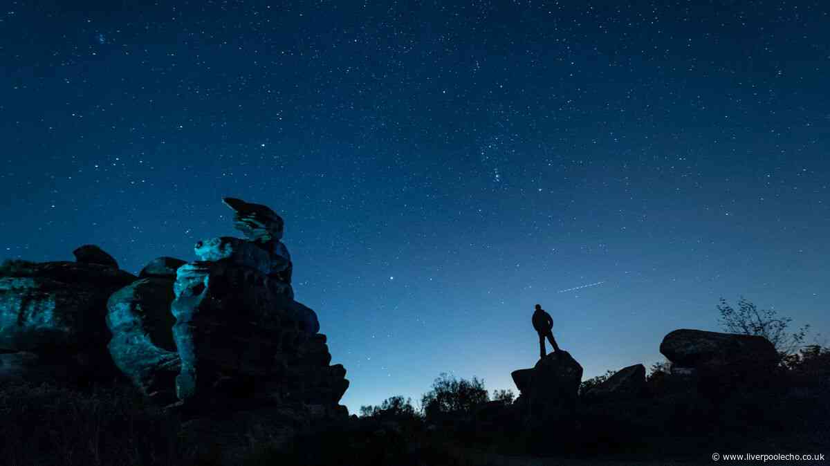 Orionid meteor shower UK: When and how to see the peak of the shooting stars
