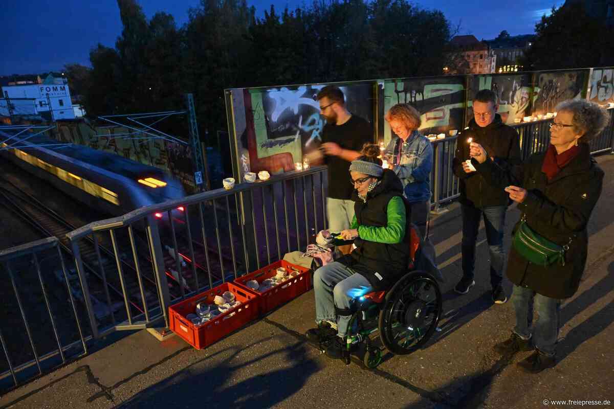 Teelichter-Protest gegen umstrittene Chemnitzer Brücken-Pläne