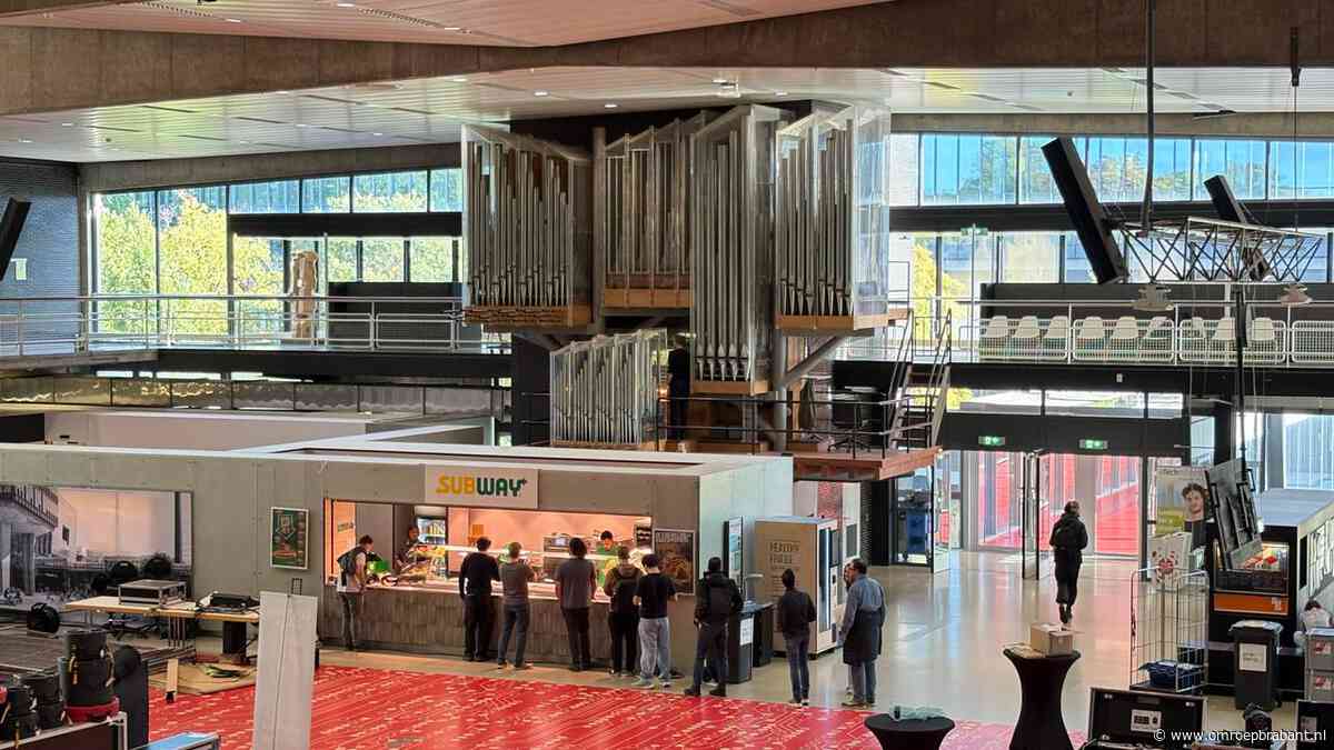 Gigantisch orgel op TU/e klinkt weer tijdens 70-jarig jubileum