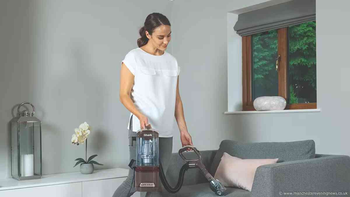 Shark's pre-Black Friday 'brilliant' vacuum deal sees £80 price drop